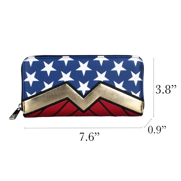 DC Comics Wonder Woman Double Sided Clutch Wallet - Picture 16 of 16